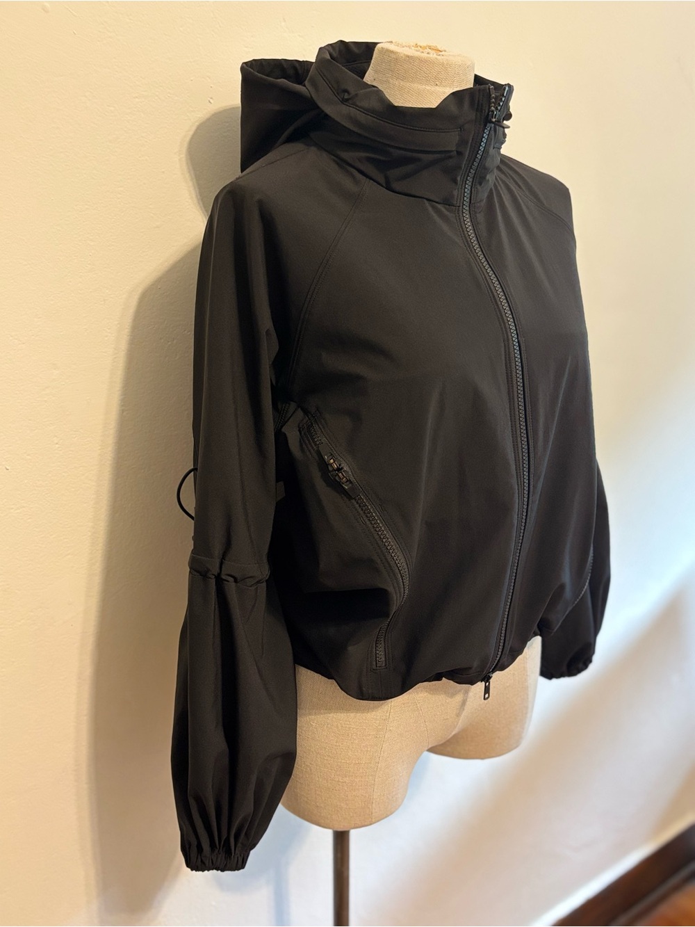 ATHLETA Stay Fly Windbreaker XS - Picture 4 of 10